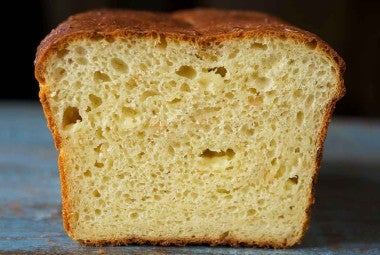 No-Knead Cheese Bread