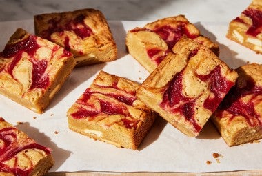 Swirled Rhubarb Bars